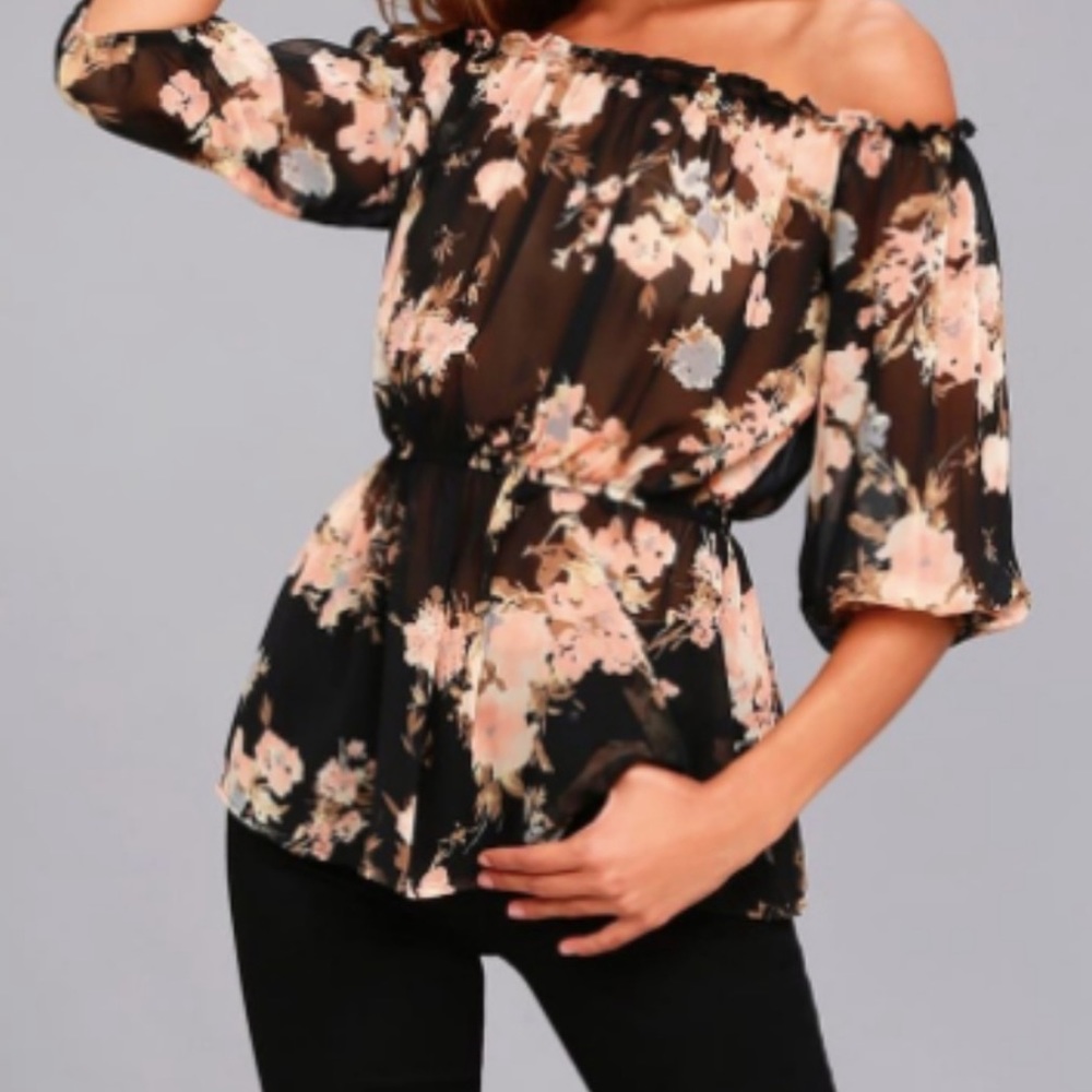 Lulu’s Off the Shoulder Floral Blouse